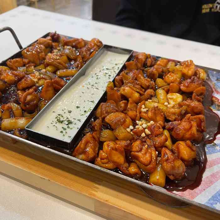 鱼籽村秘制拌饭熙悦天街店