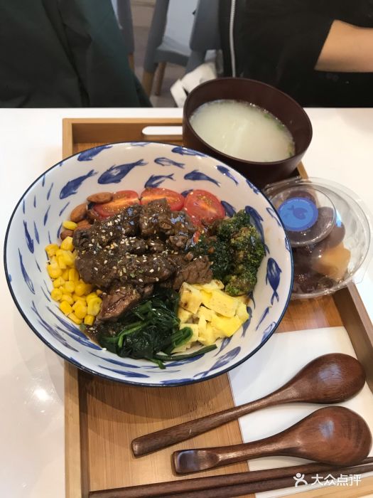 澳洲牛肉波奇饭
