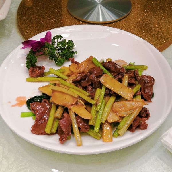 子姜炒牛肉 ￥ 53