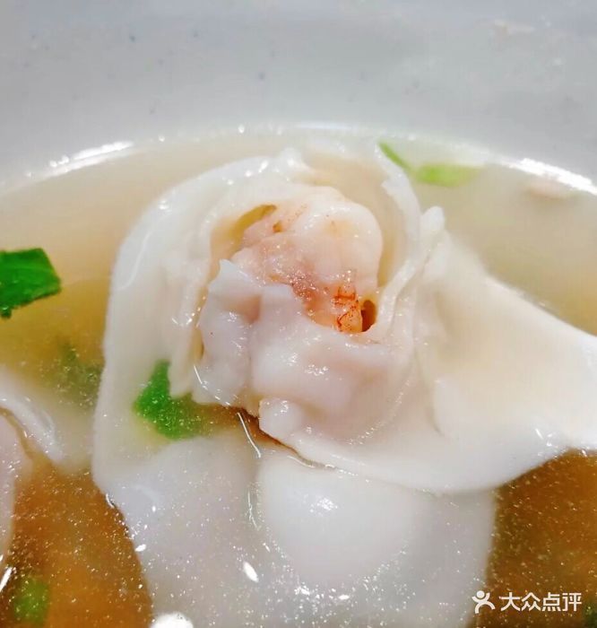 鲜肉虾仁馄饨
