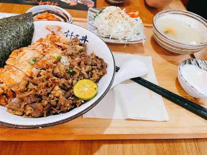 仟喜丼日式烧肉饭(中环城店)