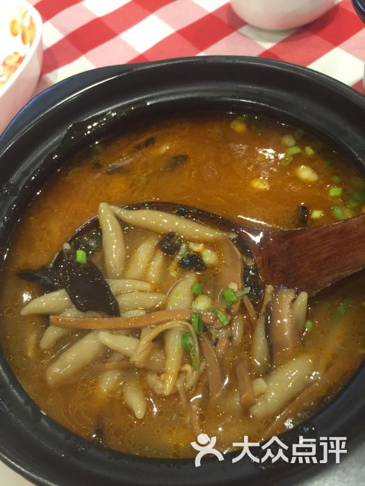 蘑菇汤鱼鱼