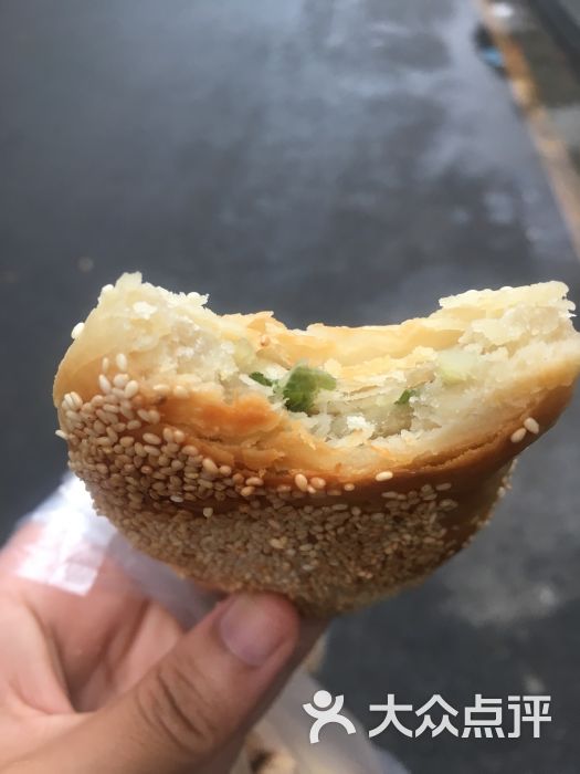 葱油酥烧饼
