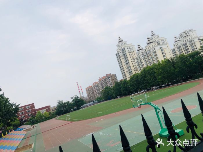 大连市第三中学图片