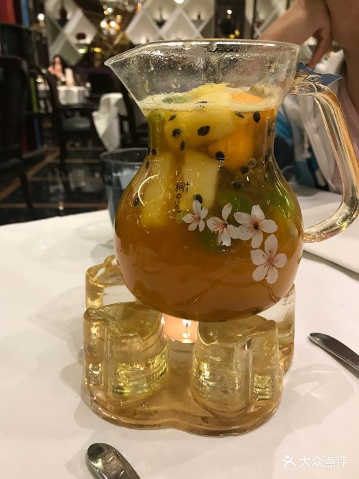 伦敦茶馆(德基店)新鲜水果茶图片 第1943张