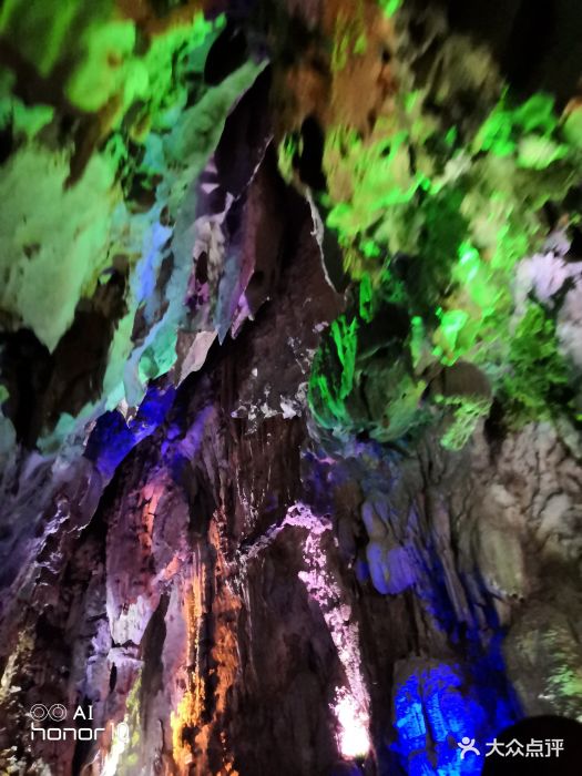五星的景区,天然的石洞,如入天然的冰箱[.-龙