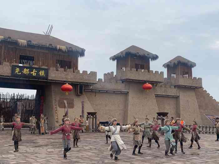 临汾尧都古镇"朋友是本地人所以对路线比较熟悉[强]会.