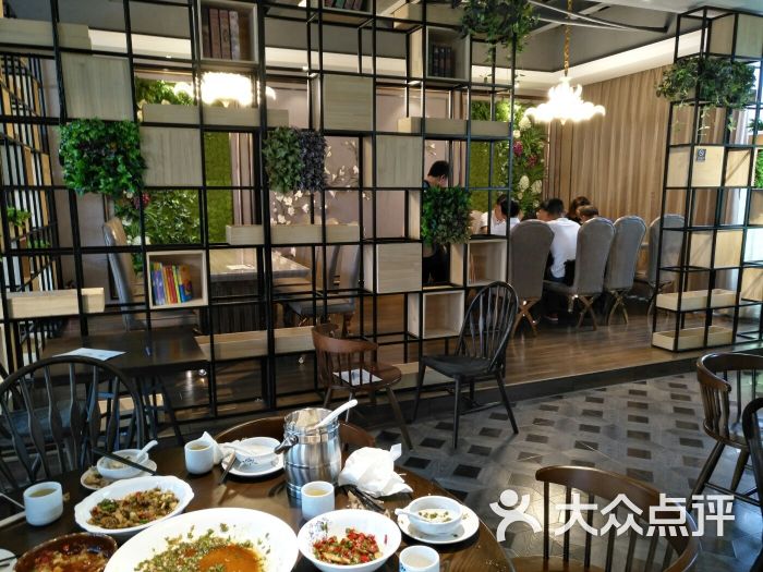 陟上味道空中花园餐厅
