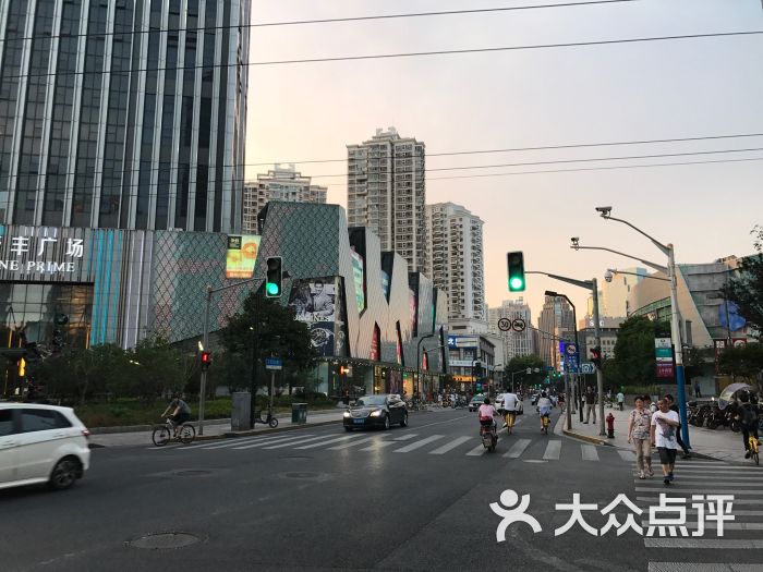 壹丰广场(四川北路店)图片 第2张