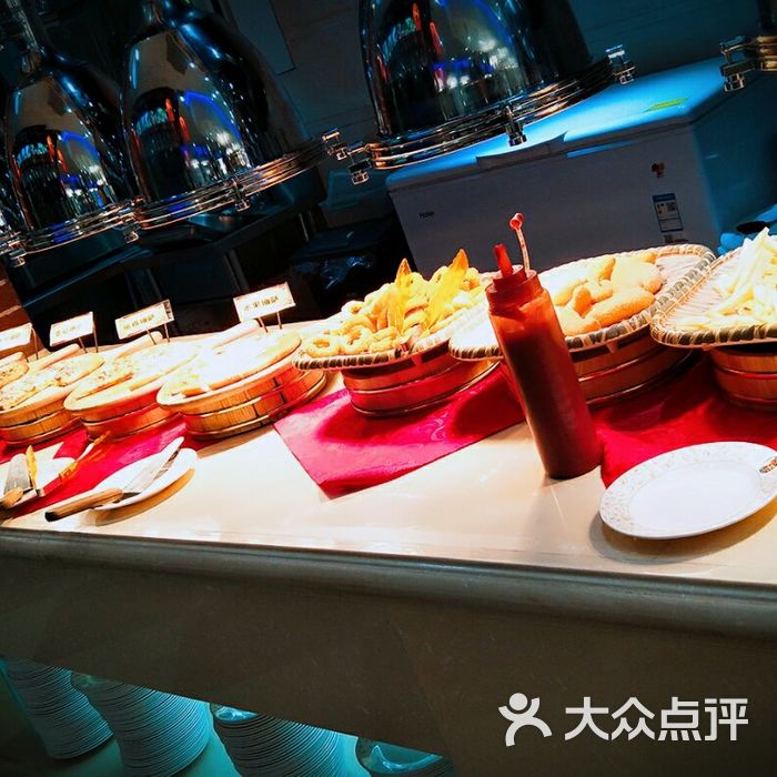 巴菲沃德自助餐