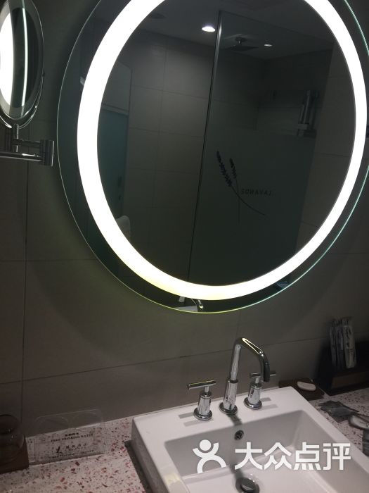 丽枫酒店:干净卫生奢华大气上档次,价格适.哈尔