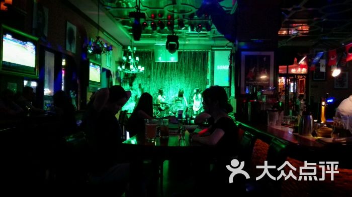 蓝枪鱼西餐酒吧(大拇指广场店)图片 - 第1张