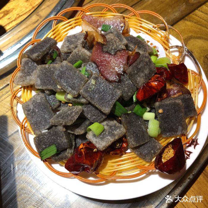 亮欢寨酸汤鱼(庙冲路店)蕨粑腊肉图片 第63张