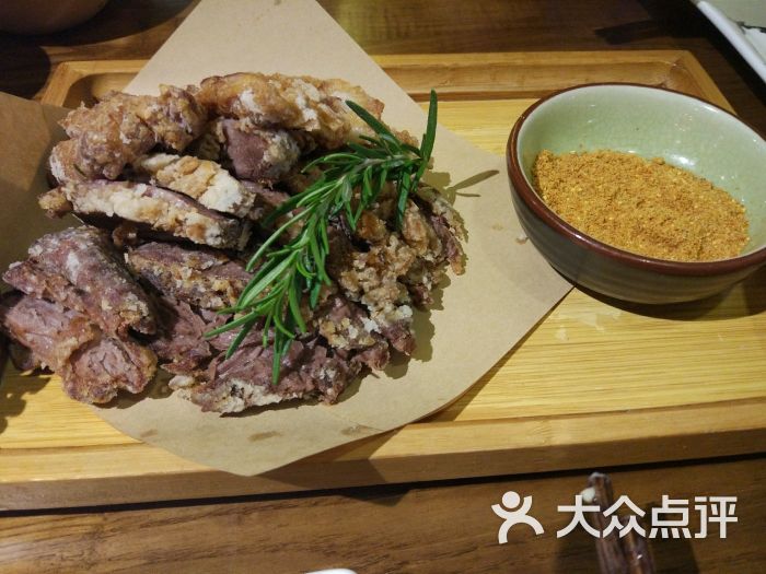 香蕉小牛肉