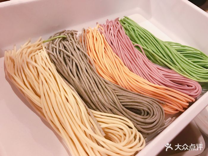 五色蔬菜面
