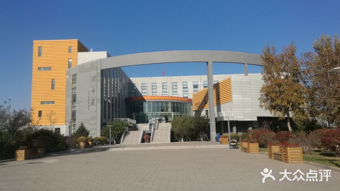 长春汽车工业高等专科学校图片