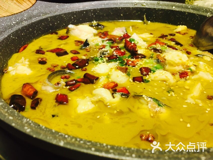清江酸菜鱼火锅