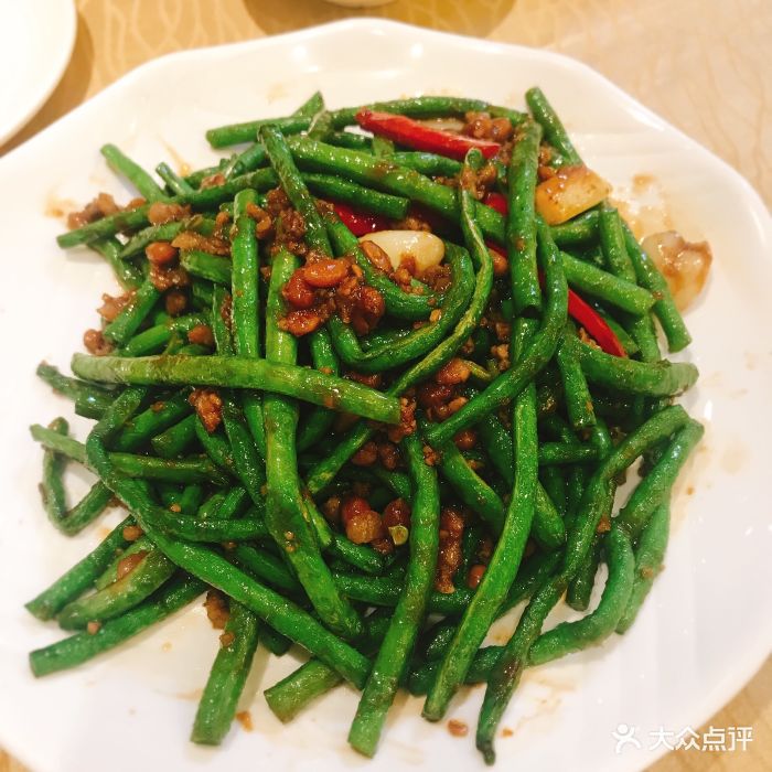清心鸡沙田乳鸽店(金融店)黄豆酱肉松豆角图片 - 第1张