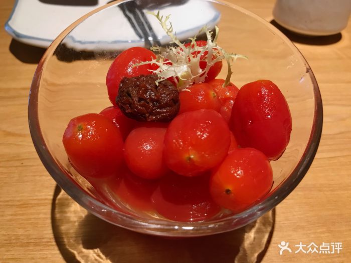 话梅圣女果