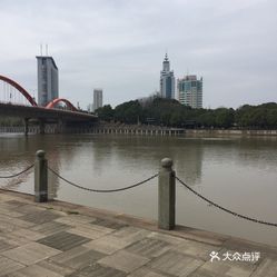 诸暨与义乌人口面积比较_诸暨外来人口分布图(3)