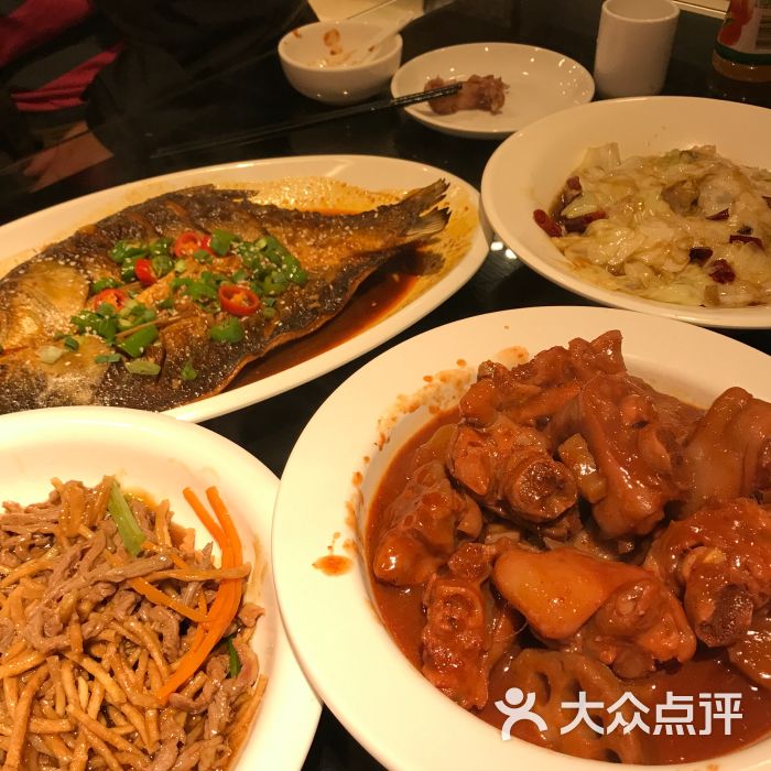 刘胖子家常菜(长丰店)