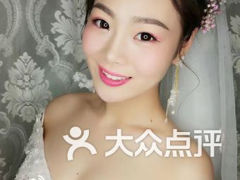 拾花婚纱摄影_婚纱摄影(2)