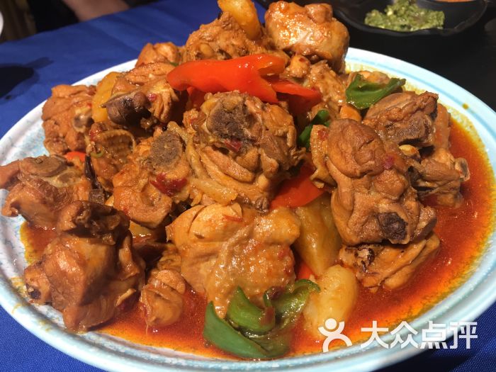伊带伊路新疆美食府(呼家楼店)沙之味大盘鸡图片 - 第1张