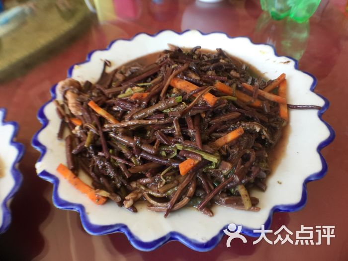 炒山菜