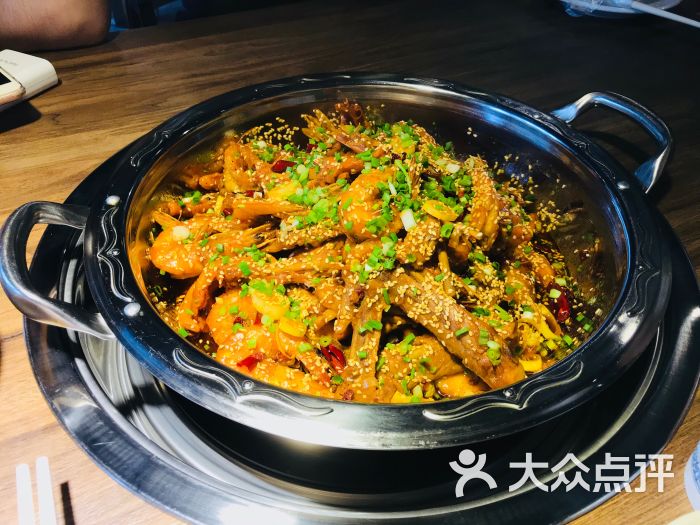 杨大师鸭爪爪特色火锅(万松园直营店)激情鸭恋虾图片 第1张