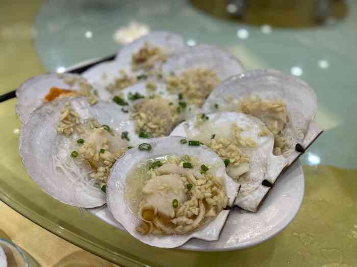 盛港湾海鲜食府"呢度应该算系黄沙海鲜市场最旺嘅一间啦次.