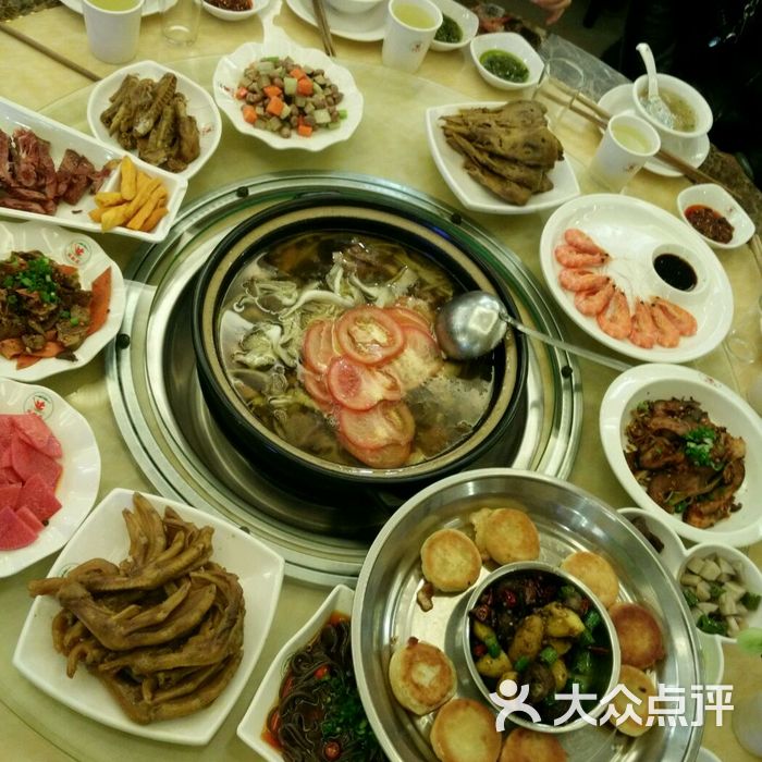鲜鹅庄