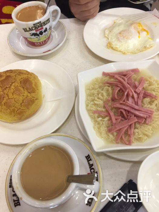 香港新发烧腊茶餐厅(水围店)公仔面早餐图片 第55张