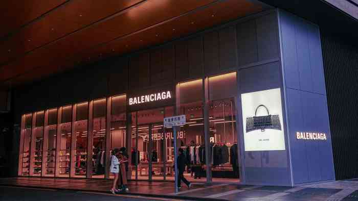 balenciaga(深圳湾万象城店)-"受深圳湾万象城大客户