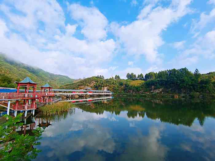 宽甸河口景区游船码头