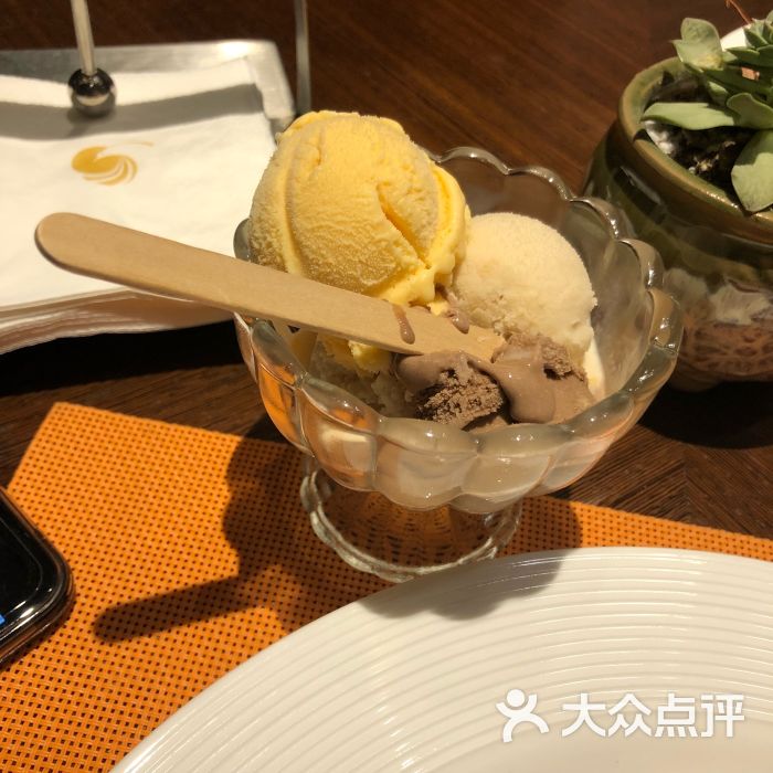 金鹰国际酒店大华自助餐厅-冰淇淋图片-南京美食-大众点评网