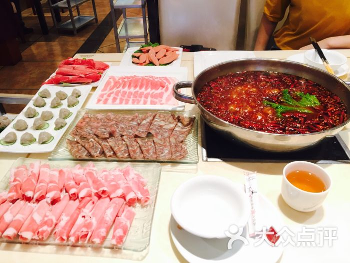 金山城火锅(燕山路店)图片 第3张