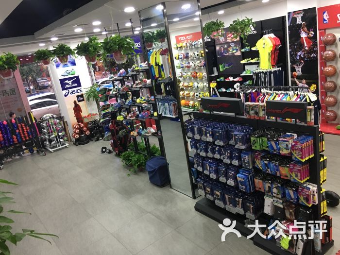 奥林体育用品商店(长江店)图片 第11张