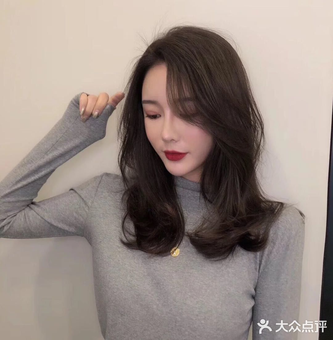 不能出门的日子你们头发还好么?