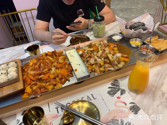 一米鸡肉(万达广场店)图片