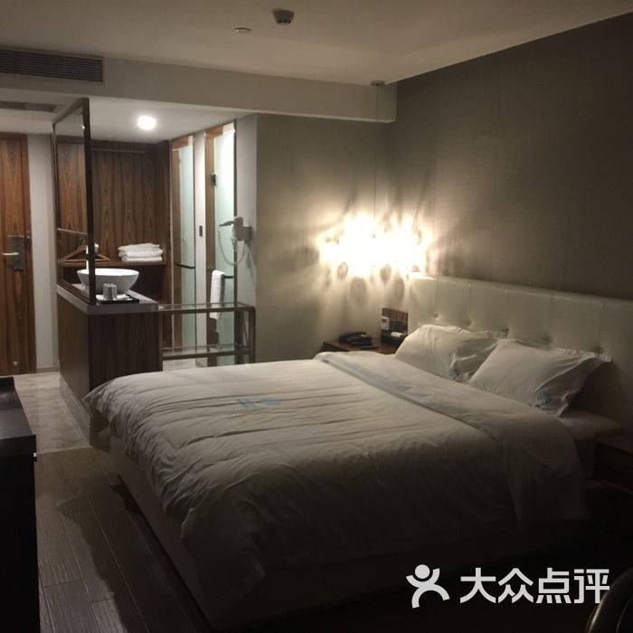丽芙酒店