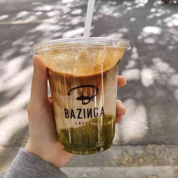 bazinga coffee"路过两次都没下手,因为老是想找个可以久坐.