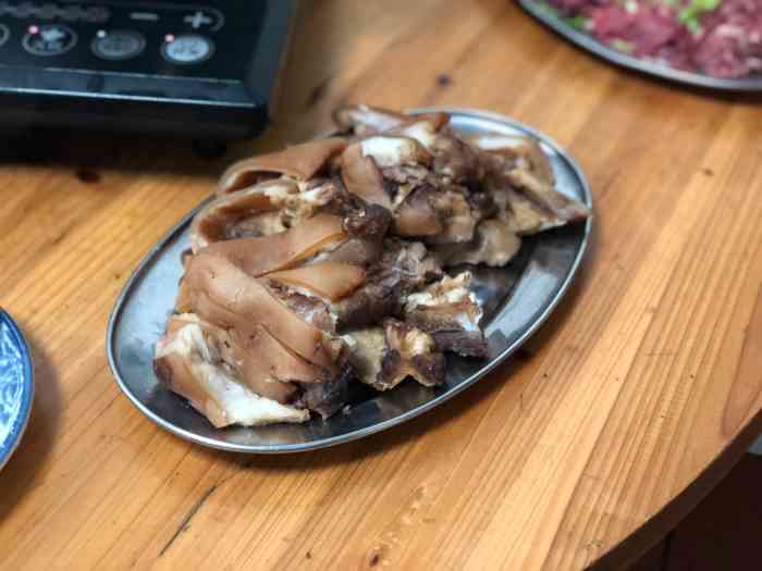 阿俊羊肉火锅-"环境过得去,味道不错值得一试.价格适中吧.
