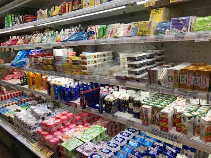 每日鲜超市(锦延路店)-"雅品嘉属实离我远了点,这里就