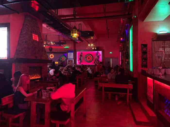 ellen"s艾伦司小酒馆(园区翰林店)-"这家酒吧在苏大附近,从外面看我还