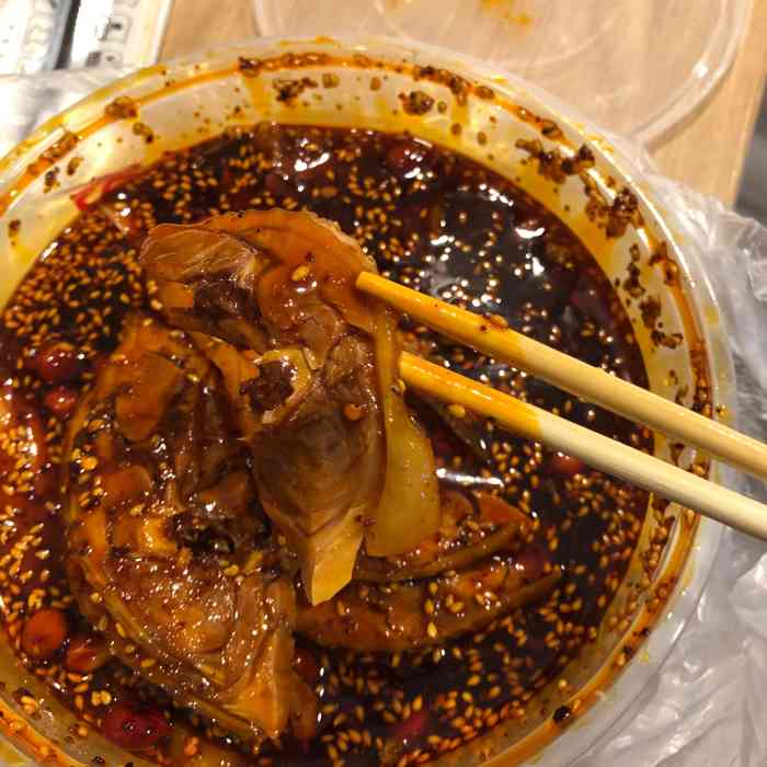 荥经棒棒鸡(八里庄店)-"[薄荷]环境: 这是藏在八里大.