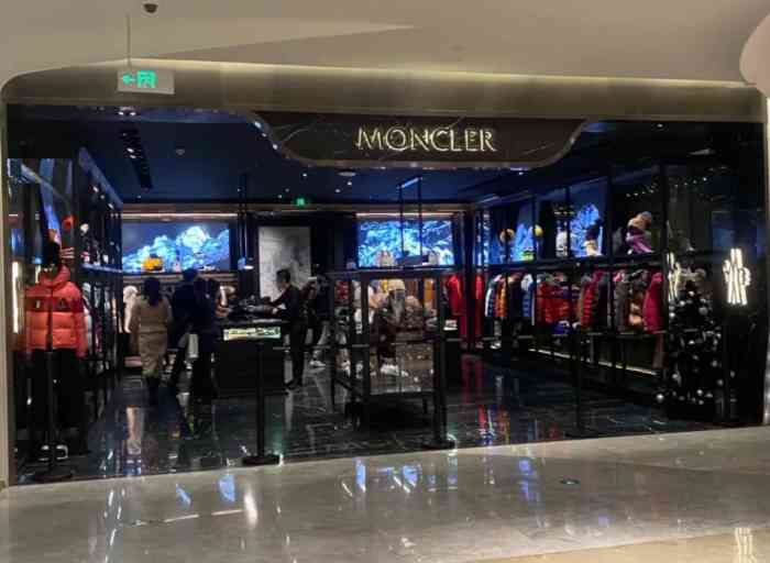 moncler(北京skp店)-"商品:服装 moncler · 北京s.