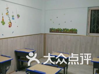 成都画室排名_成都艺考画室环境照片(3)