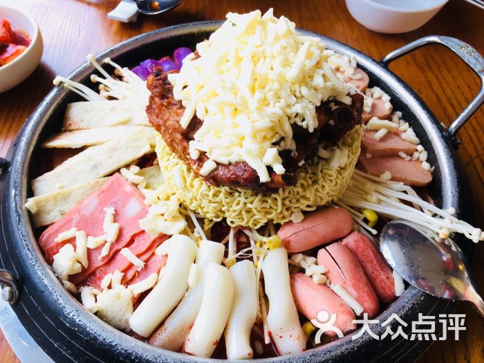 芝士排骨部队火锅