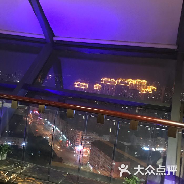 豪远国际●迪拜旋转餐厅图片-北京自助餐-大众点评网