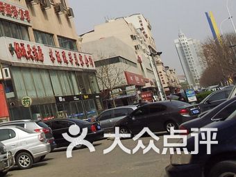 大榭街道gdp_夜晚街道图片